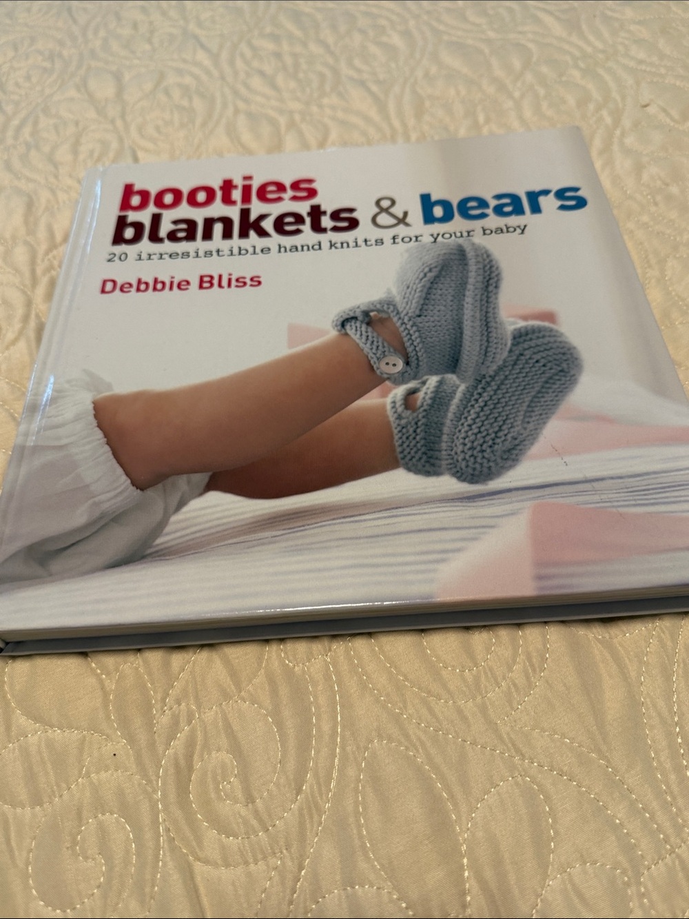 Knitting hard cover book —Booties Blankets & Bears — Baby Knits Book (Blue)